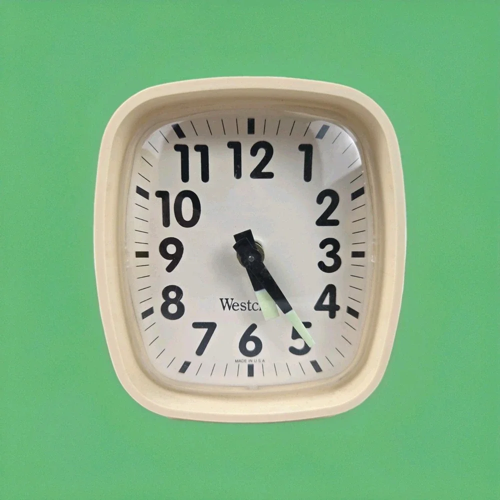 Vtg Westclox Beige Alarm Clock Wind Up Luminous Hands MCM Retro Decor SEE VIDEO